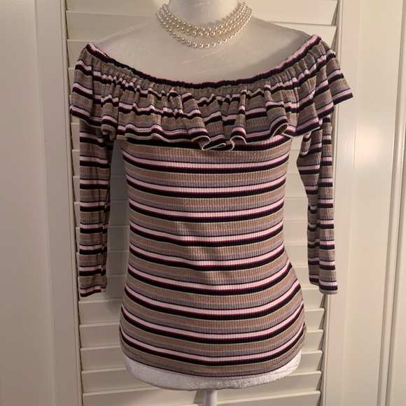 Boston Proper Sexy Ruffled Off Shoulder Top - Picture 1 of 3